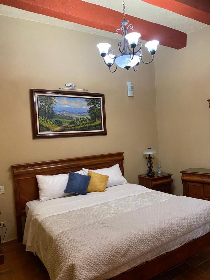 Hotel Antigua Casa De Piedra San Miguel de Allende Exteriör bild