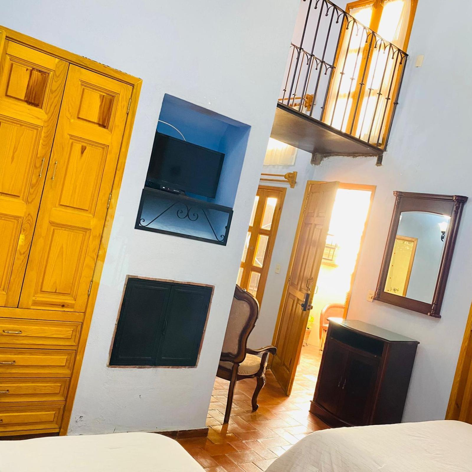 Hotel Antigua Casa De Piedra San Miguel de Allende Exteriör bild